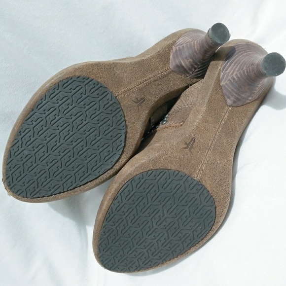 Frye boots leather clog with studs wooden heels western style: Box L01: - Picture 3 of 8